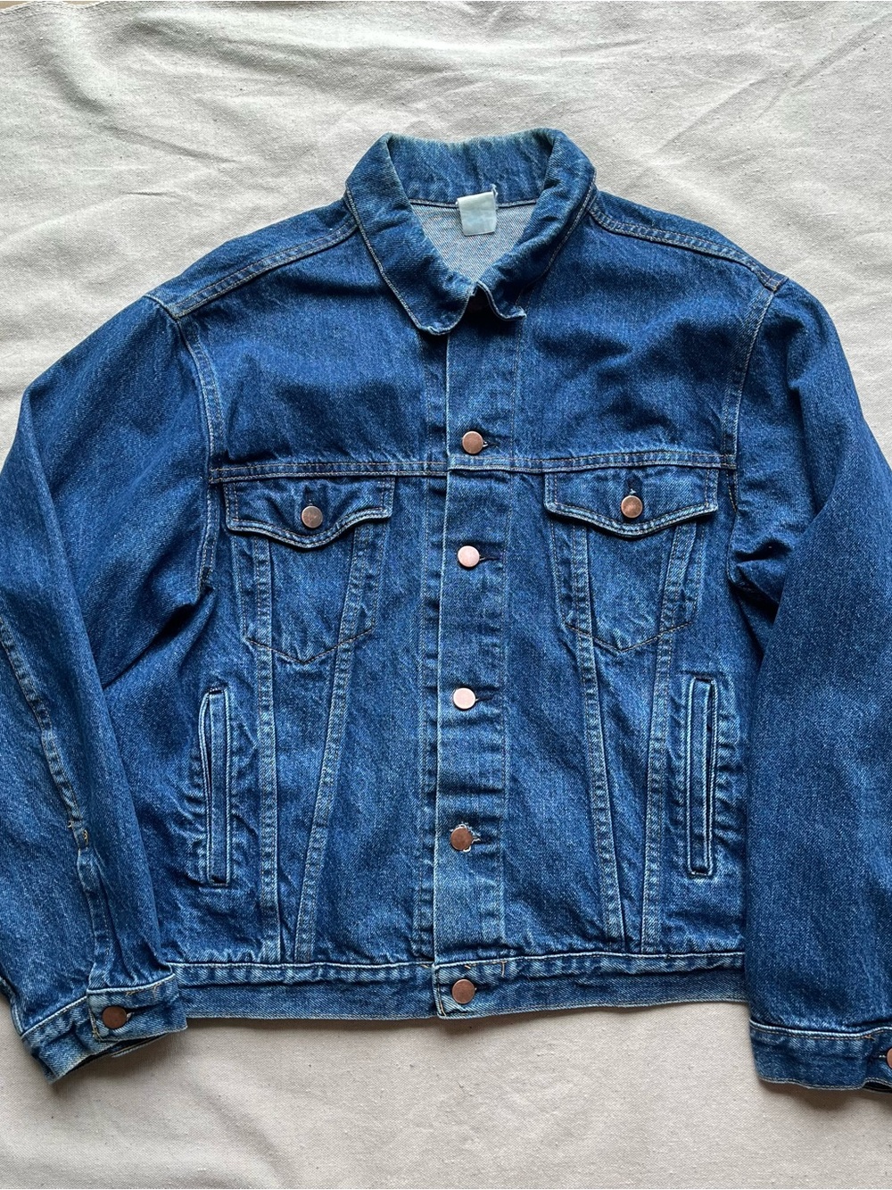 Vibtage Classic Men's Dark Denim Jacket - size Large